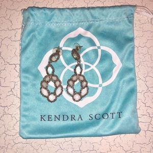 Kendra Scott Neutral Stone Earrings